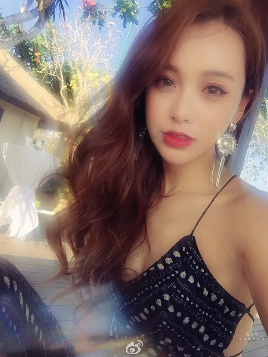 Huang Yilin, Chief Model Private Shoot for Vivi photo 8
