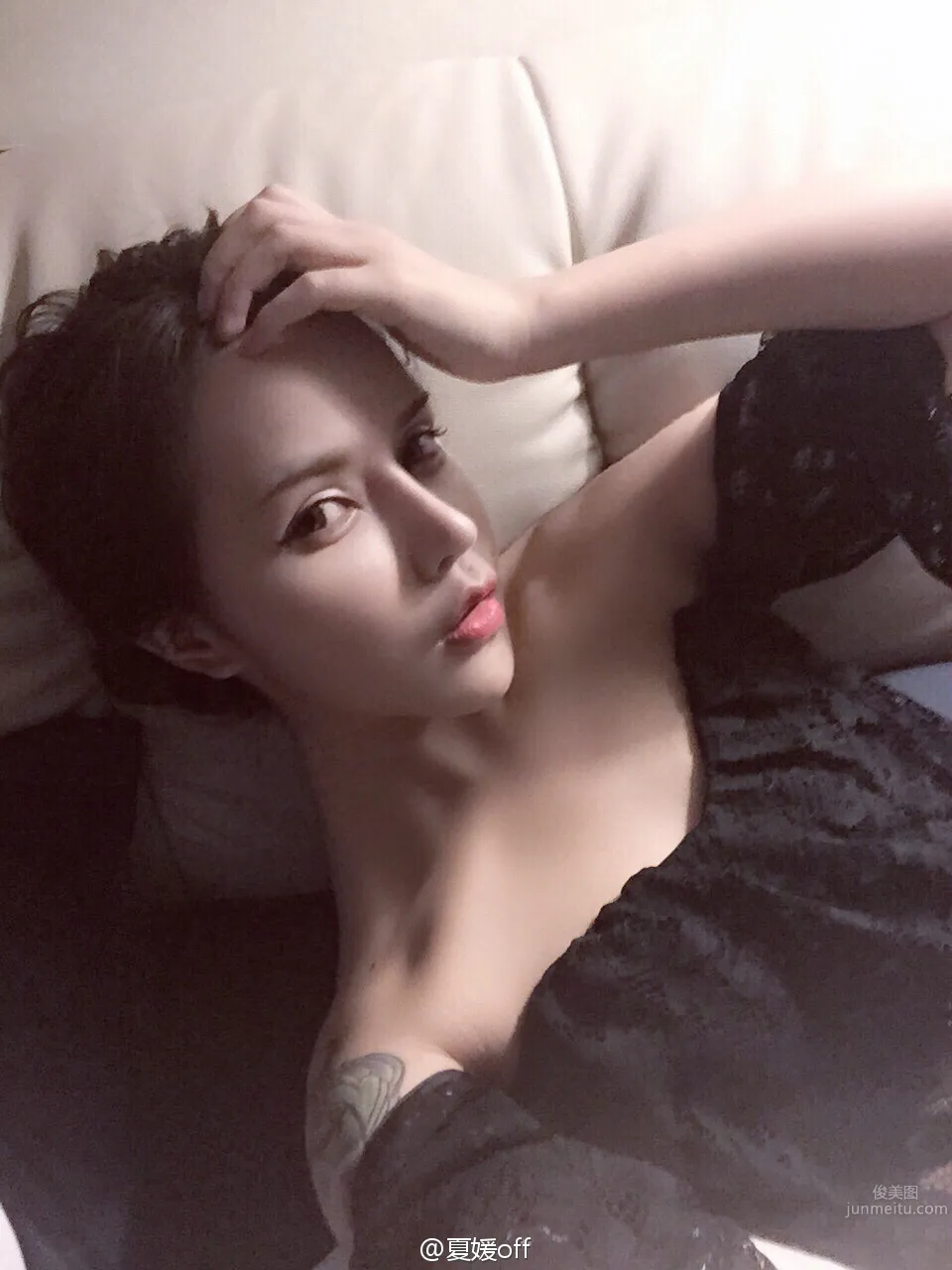 夏媛媛(夏媛off)- 美容師香豔私房照 15