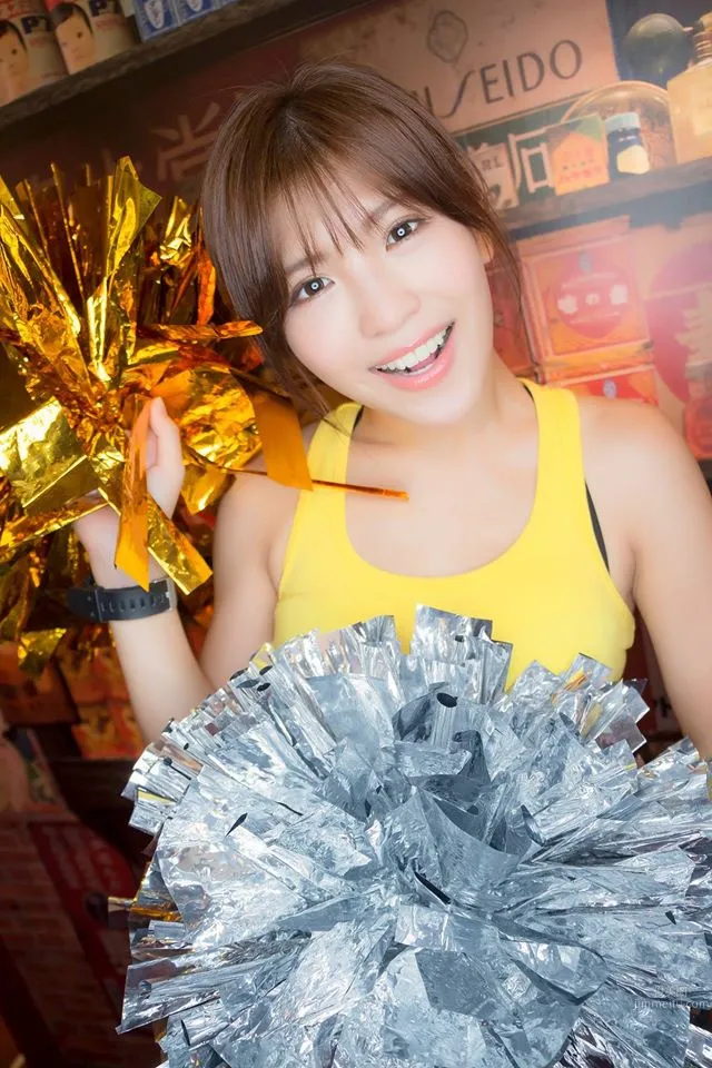 Zhuang Zhuang - Brothers Elephant PassionSisters Cheerleading Gallery photo 1