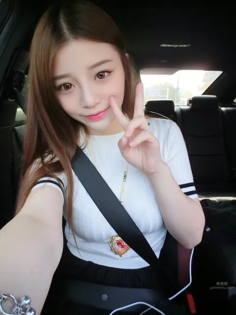 Cheng Tongyan - Aquarius Girl Private Shoot Photos photo 21