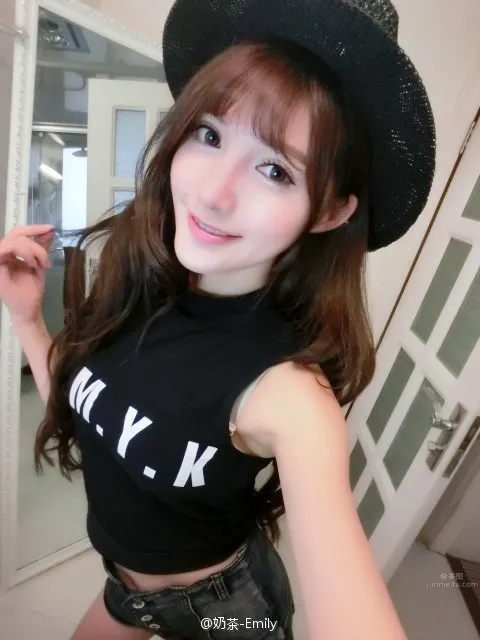 Naicha Emily - Sweet Pretty Girl Private Shoot photo 16