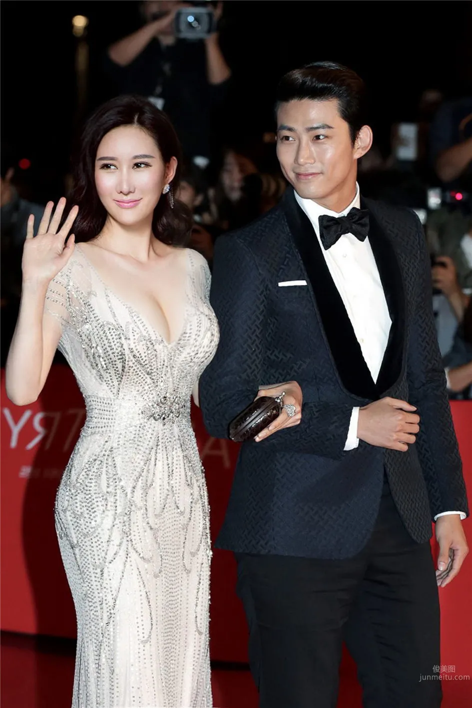Kong Hanbing, Extraordinary Elegance Car Model Seductive Sexy Photos photo 41