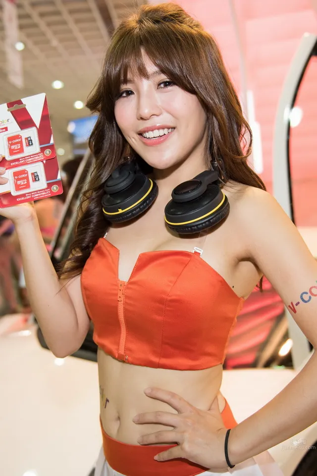 Zhuang Zhuang - Brothers Elephant PassionSisters Cheerleading Gallery photo 37