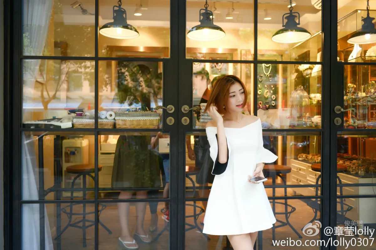 Lolly Zhangying, Super Eye-Catching Elegant Beauty Photos photo 13