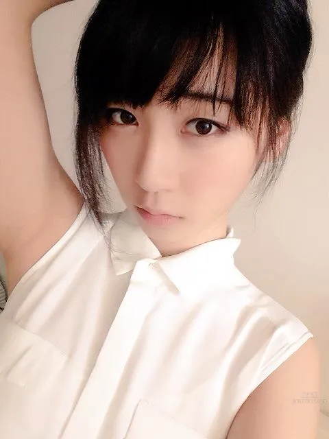 Moe Iori - Playful and Cute Private Shoot photo 14