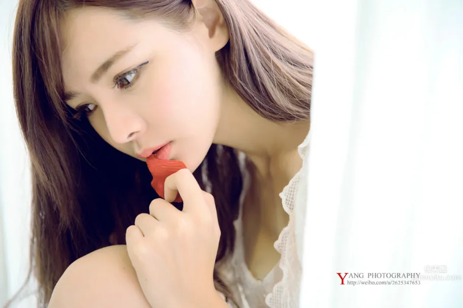 Qiu Xinyue Yunni, Fresh and Beautiful Photos photo 6