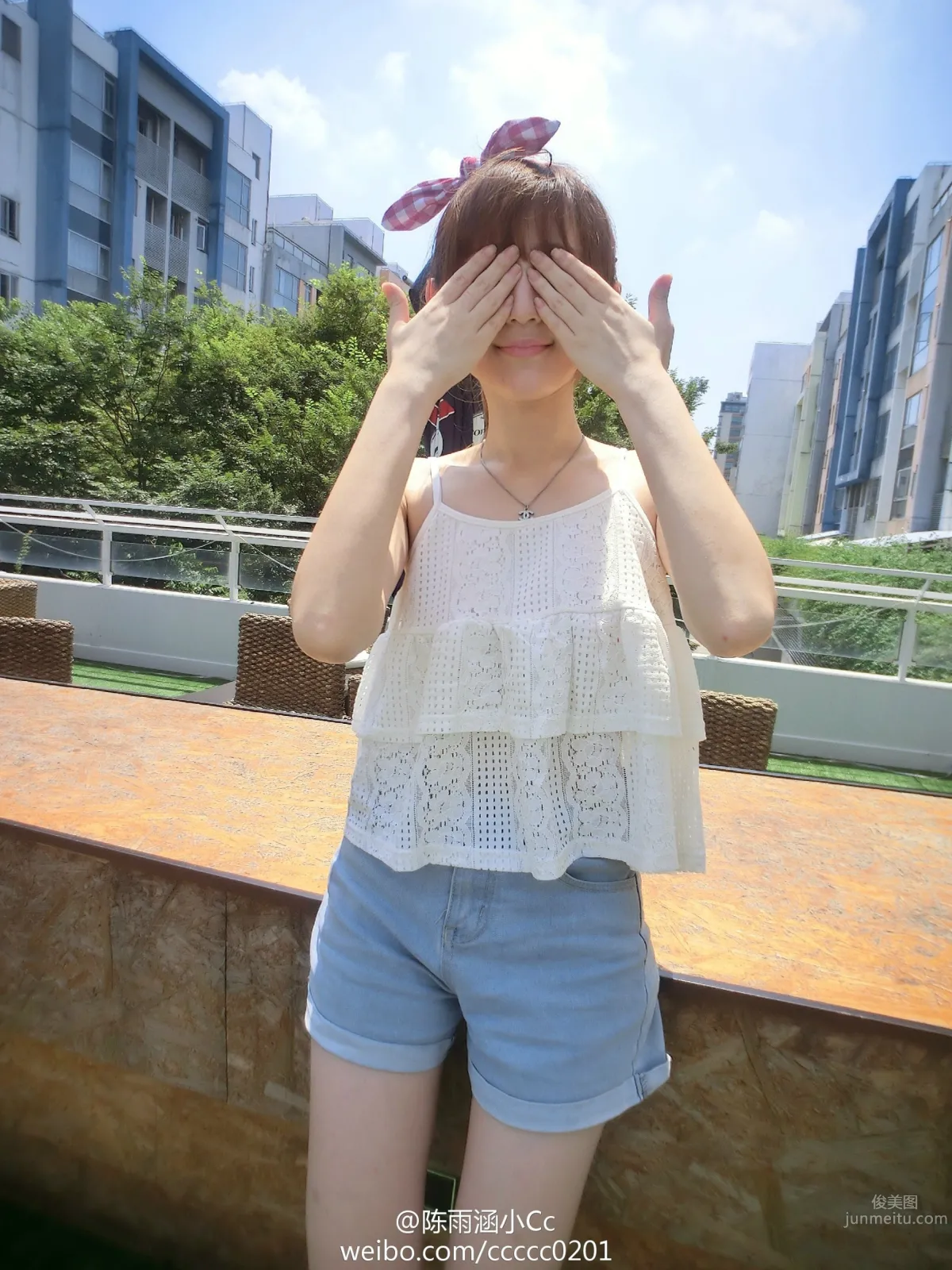陈雨涵Cc- 胸器逼人的美女私房照_17