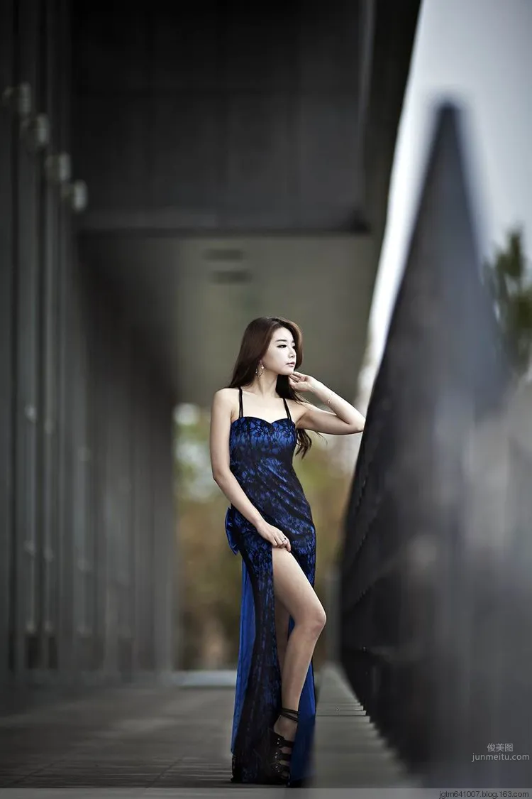 Lee Eun Seo - Sexy and Charming Photos photo 13