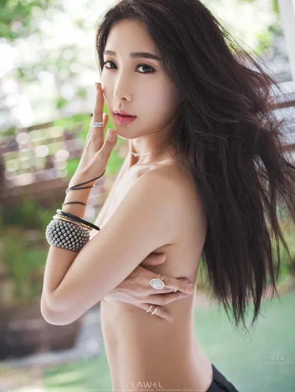 艾敏英(Im Min-Young)- 美豔家居寫真 18