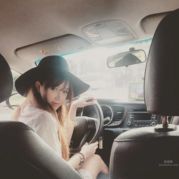 Lee Soo Bin - Super Bust Latest Selfie photo 7