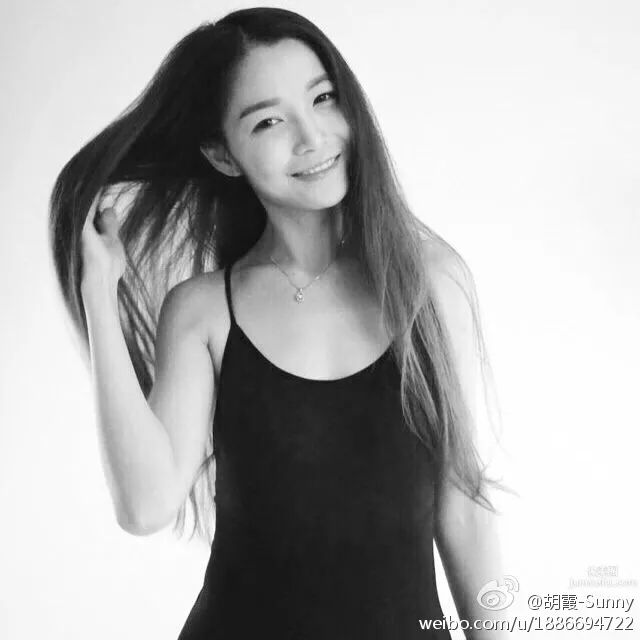 胡霞Sunny- 氣質女神唯美寫真 32