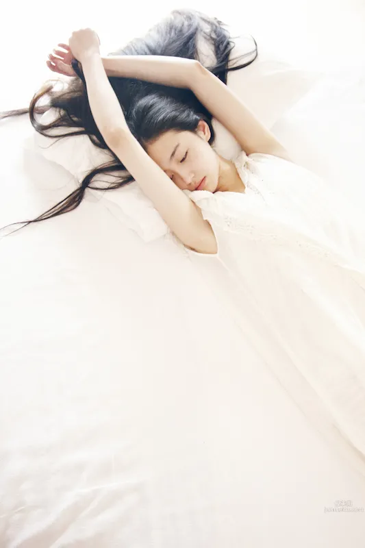 張辛苑- 氣質女神唯美寫真 32