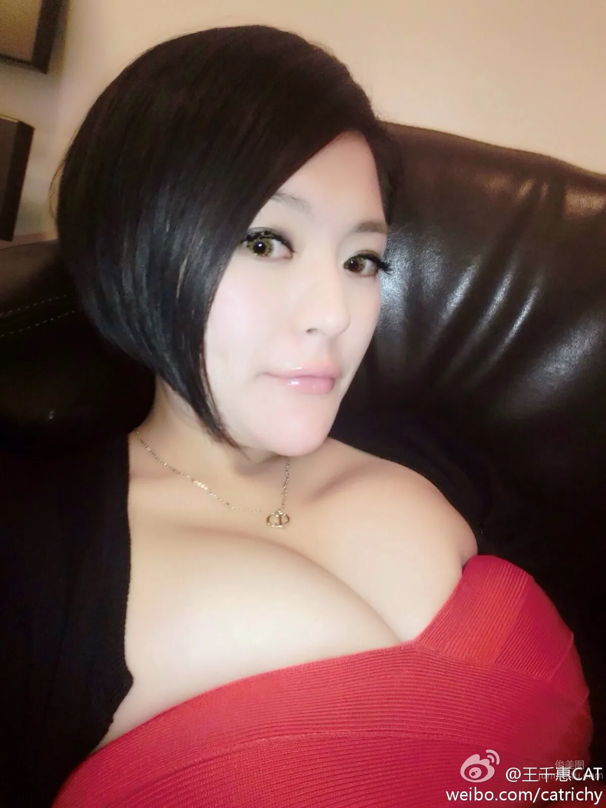 西瓜姐(王千惠)- H杯美豔私房照 16