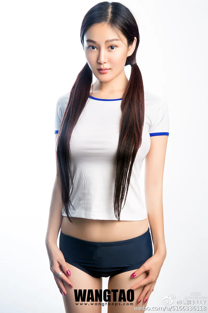 Yi Yang ELLY (Yi Xiuhui), Ultimate Temptation Sexy Photos photo 10