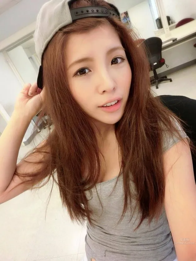 Zhuang Zhuang - Brothers Elephant PassionSisters Cheerleading Gallery photo 53