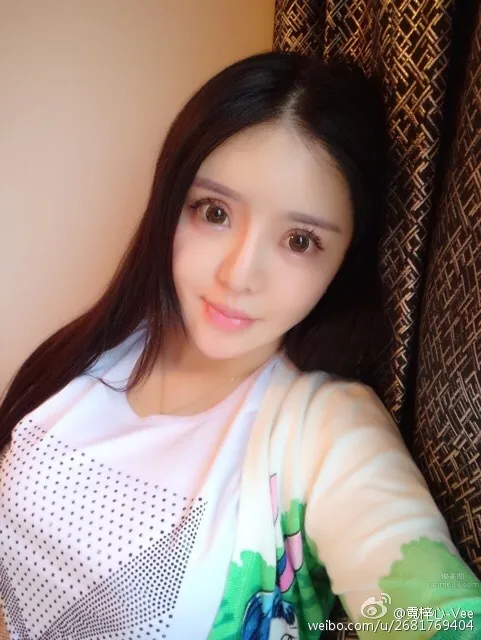 Ni Zixin: iamVee photo 7