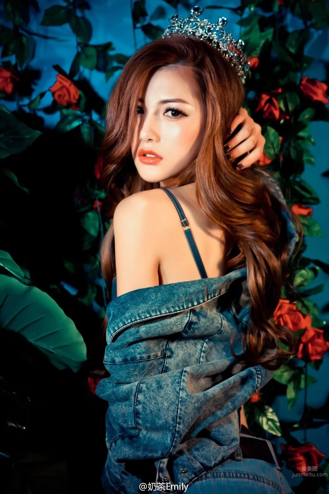 奶茶Emily- 清新养眼外拍特辑_36