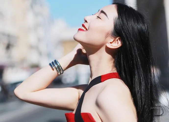 張辛苑- 氣質女神唯美寫真 20