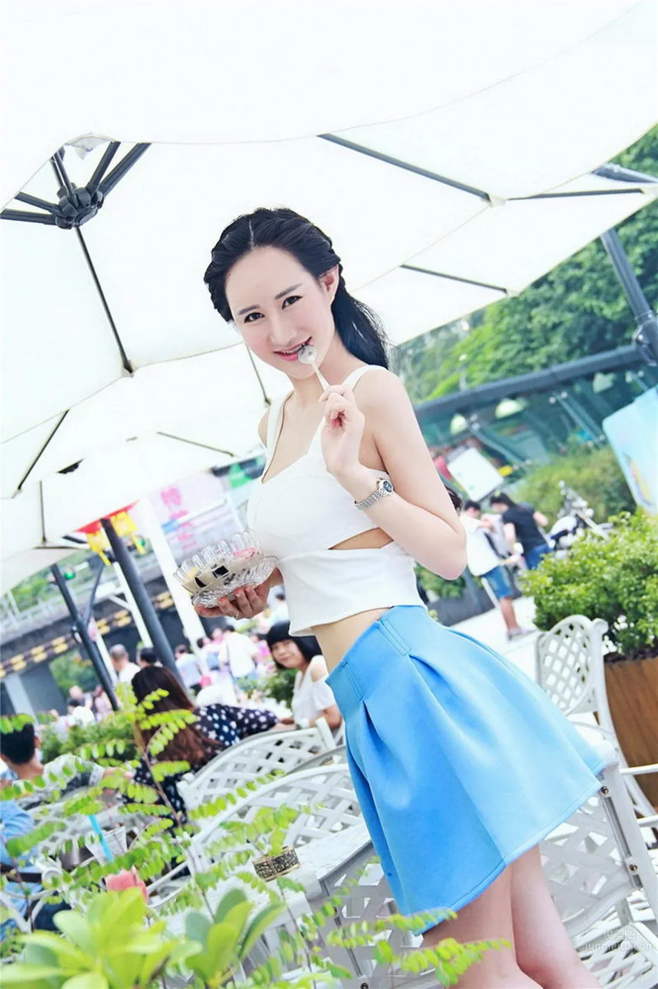 Kong Hanbing, Extraordinary Elegance Car Model Seductive Sexy Photos photo 17
