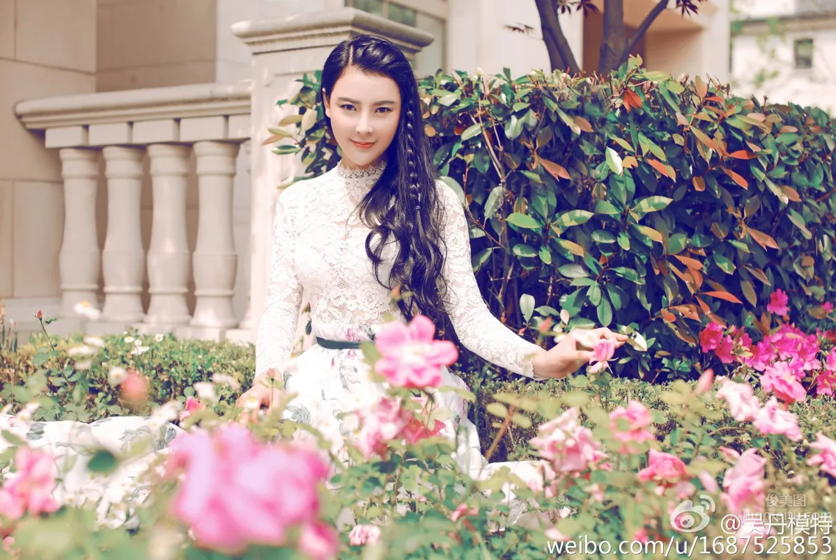 Model Wu Dan, Elegant Beauty Retro Temptation Photo Set photo 18