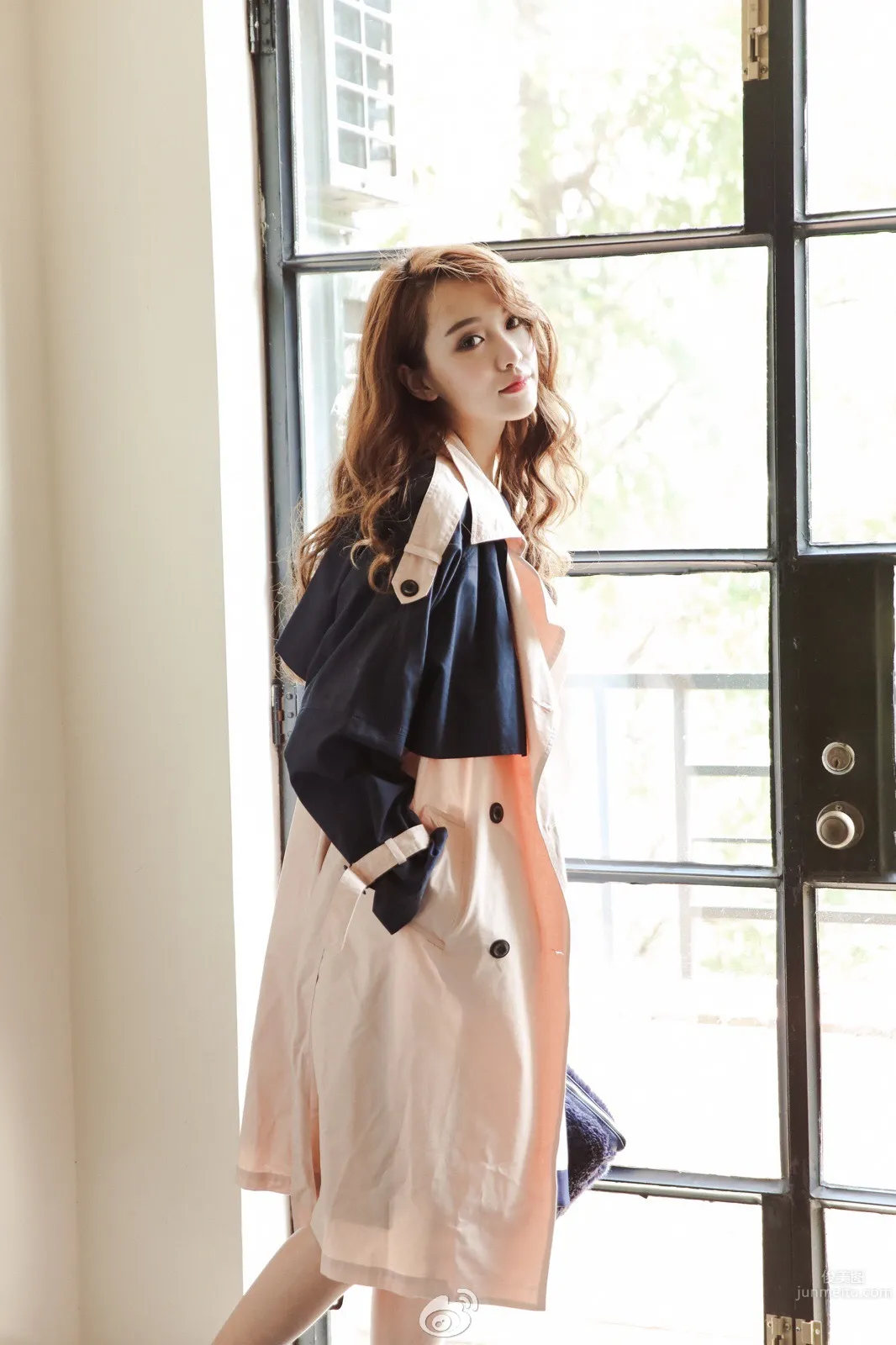 Huang Yilin, Vivi Xinwei Chief Model Outdoor Shoot Photo photo 27