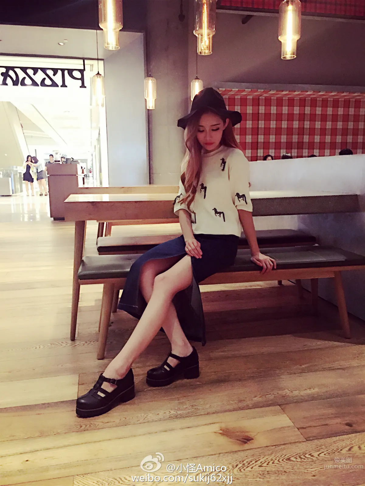Xiaoguai Amico, Massive Weibo Private Shoot Photos photo 17