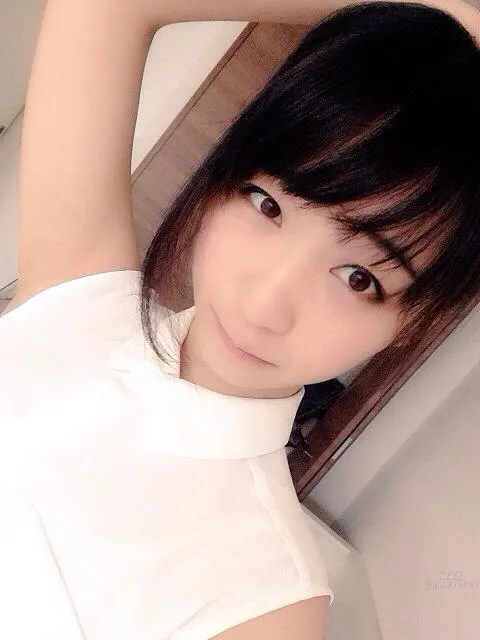 Moe Iori - Playful and Cute Private Shoot photo 12