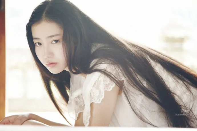 張辛苑- 氣質女神唯美寫真 29