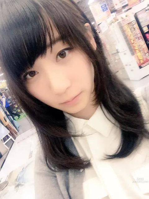 Moe Iori - Playful and Cute Private Shoot photo 11
