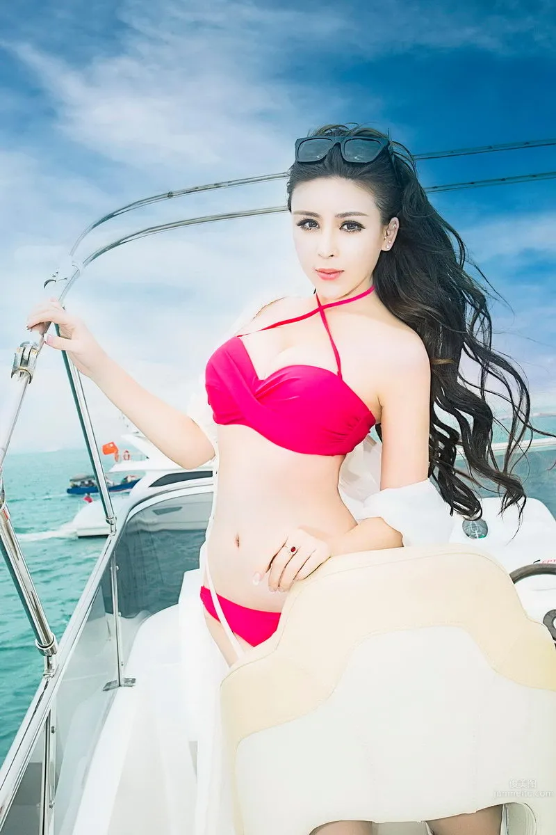 Tang Jiani - Sexy Bikini Temptation Photo photo 5