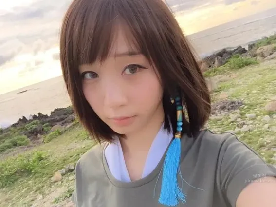 伊織萌(伊織もえ)- 俏皮可愛私房照