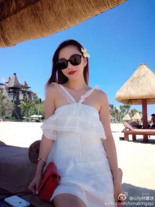 林娜冰icily- 完美身材性感私房照