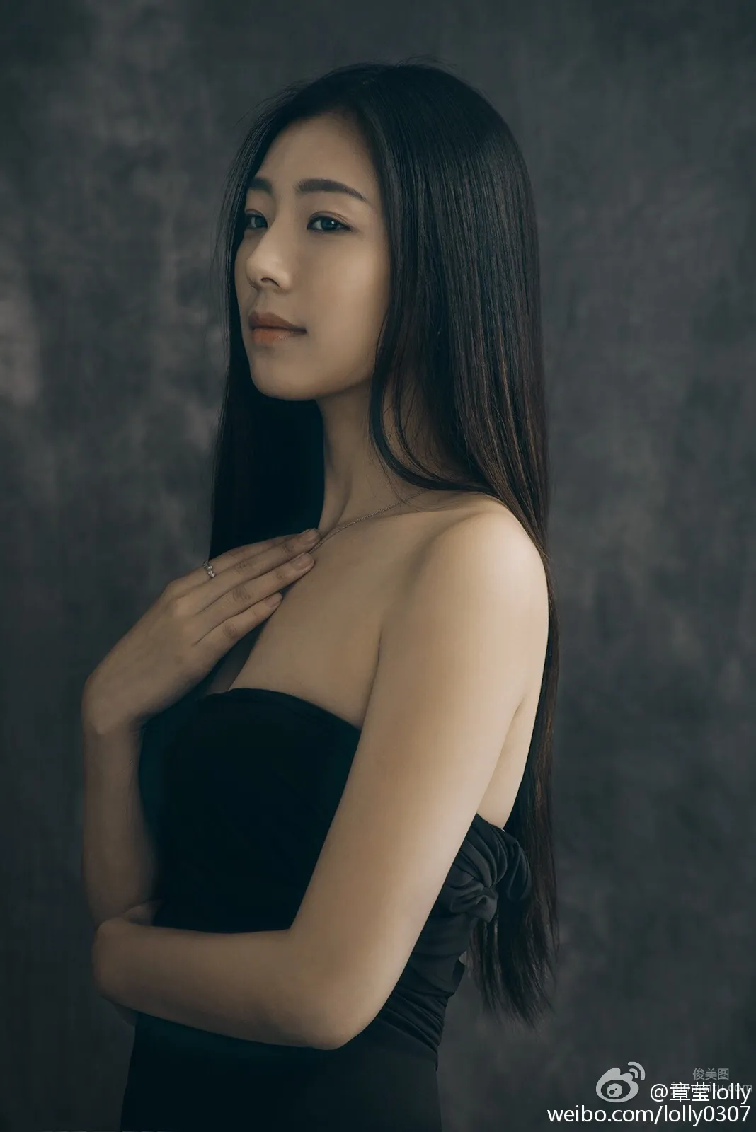 Lolly Zhangying, Super Eye-Catching Elegant Beauty Photos photo 19