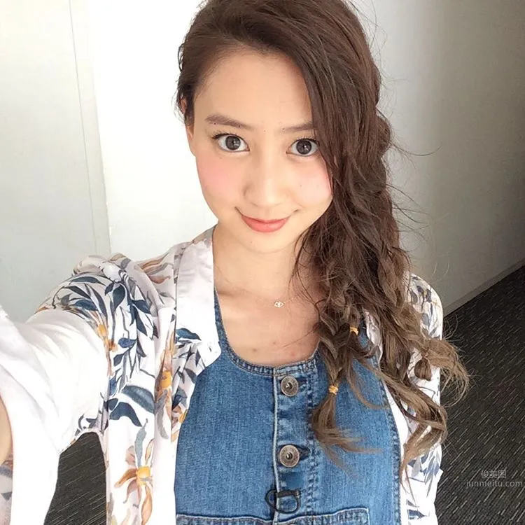河北麻友子- 氣質人氣麻豆私房照 4