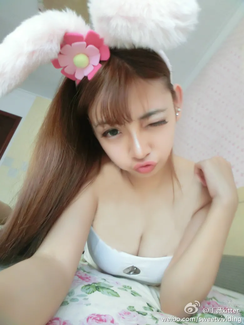 丁薇vivi- 微博海量写真_24