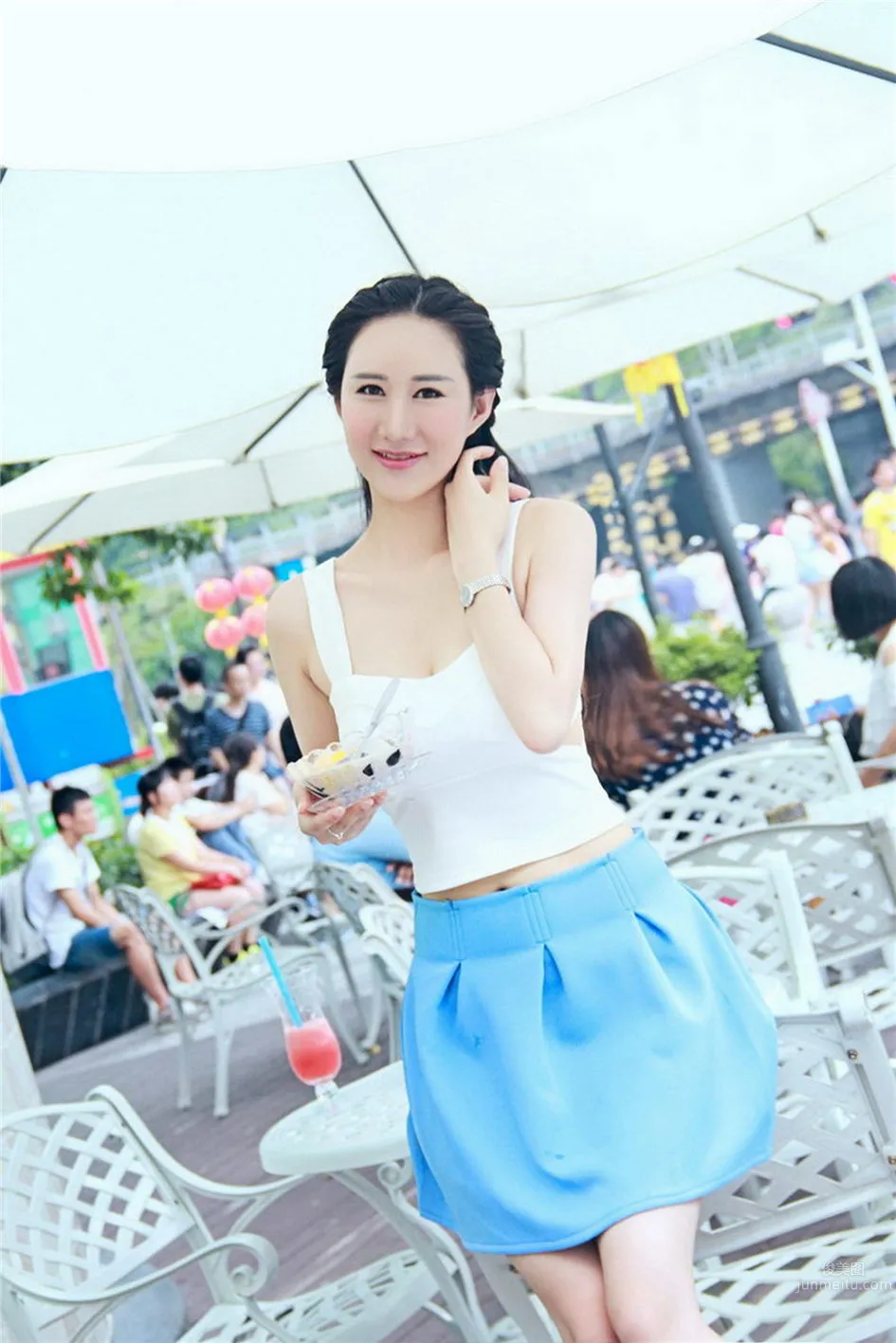 Kong Hanbing, Extraordinary Elegance Car Model Seductive Sexy Photos photo 15