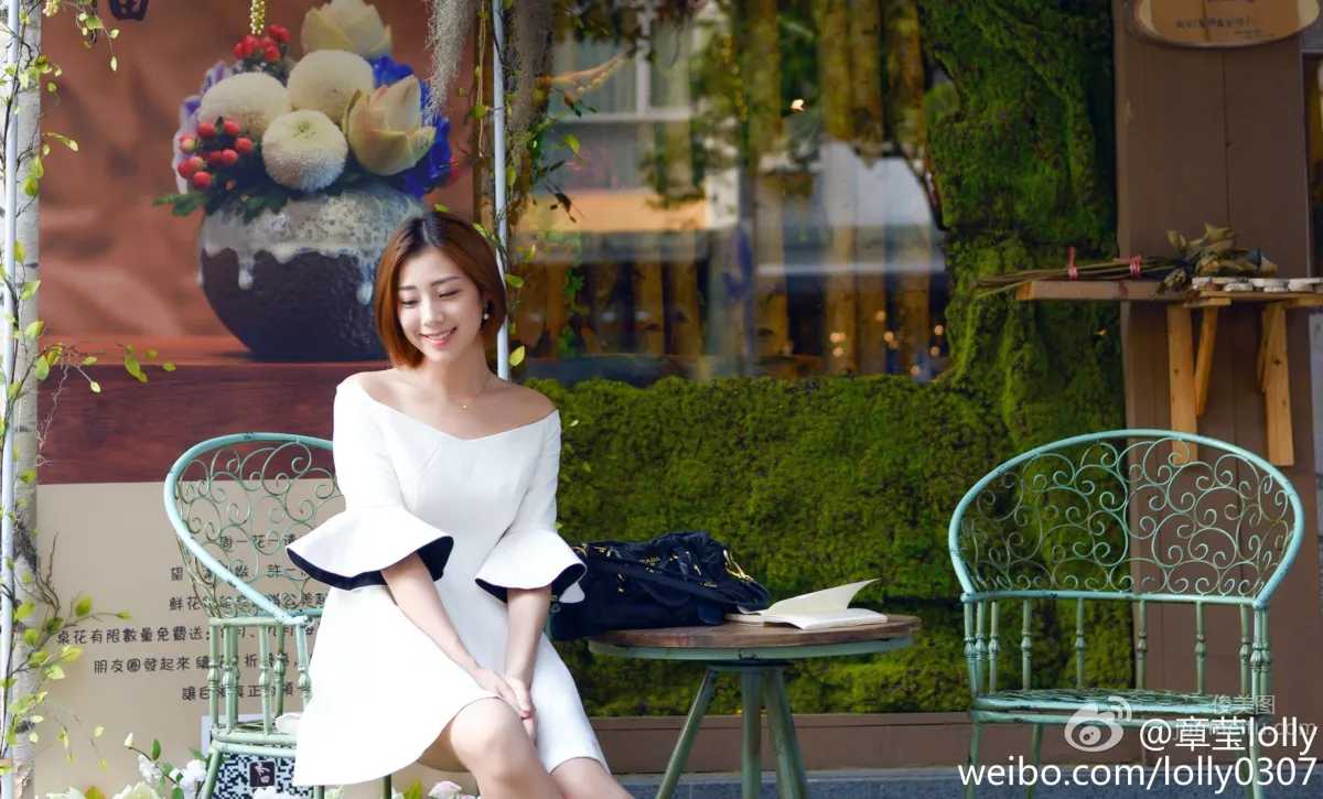 Lolly Zhangying, Super Eye-Catching Elegant Beauty Photos photo 5