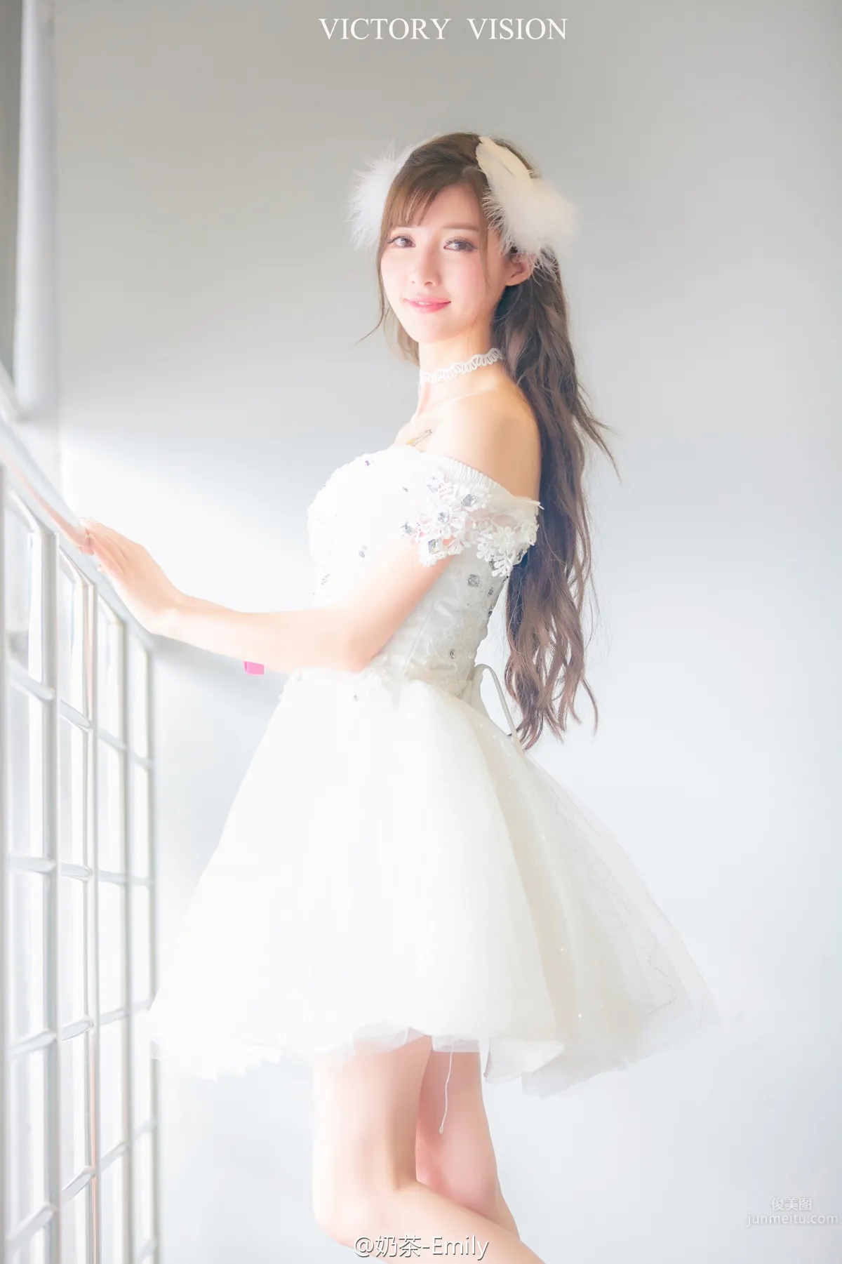 Naicha Emily, Fresh and Eye-Catching Outdoor Shoot Special photo 2