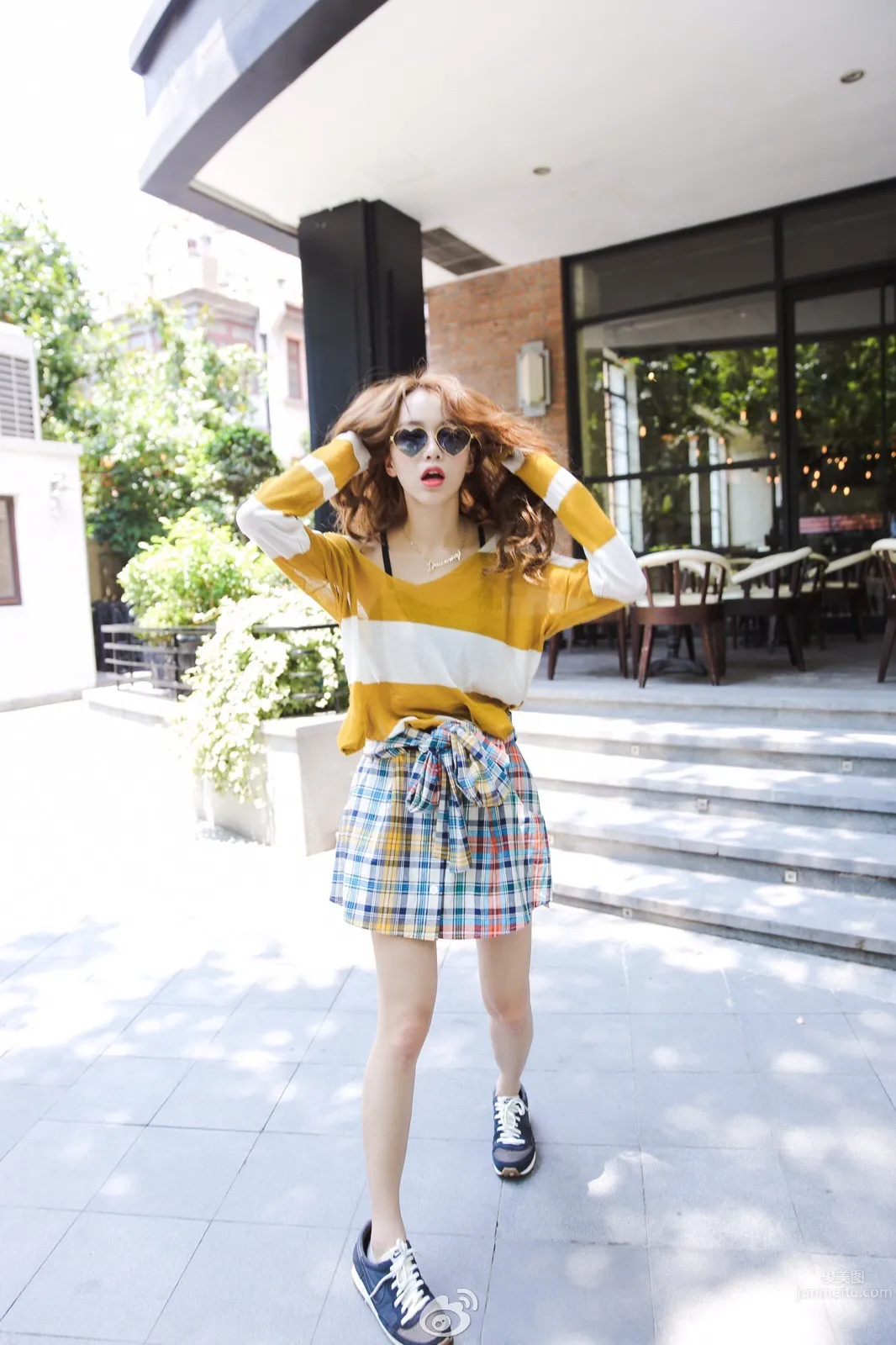 Huang Yilin, Vivi Xinwei Chief Model Outdoor Shoot Photo photo 38