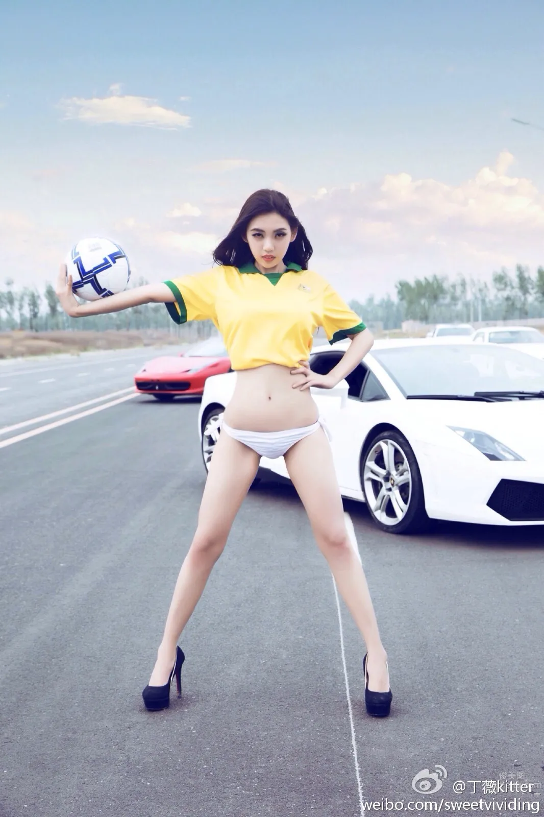 丁薇vivi- 车展模特写真_27