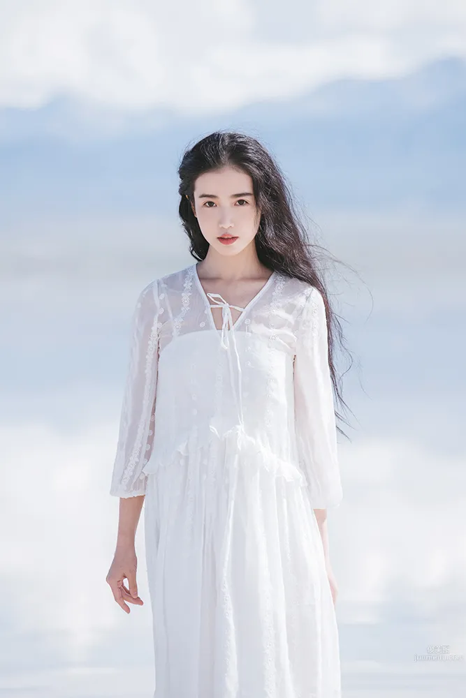 張辛苑- 氣質女神唯美寫真 13