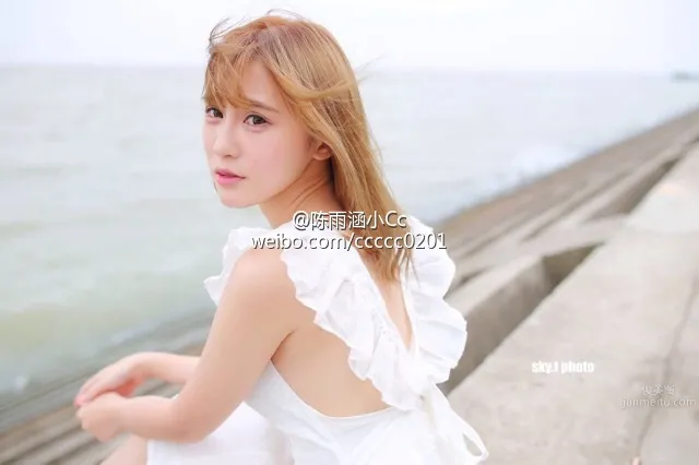 Chen Yuhan Cc- Busty Beauty Private Shoot photo 2