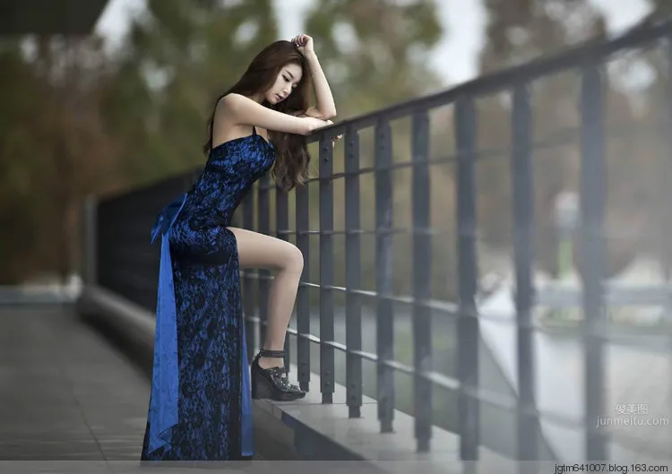 Lee Eun Seo - Sexy and Charming Photos photo 14