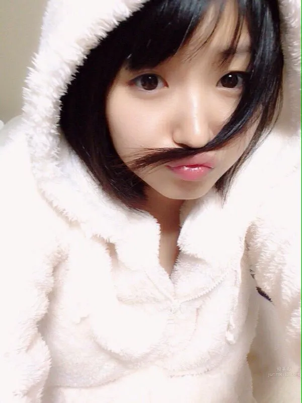 浅田结梨- 萌系美少女私房照_0