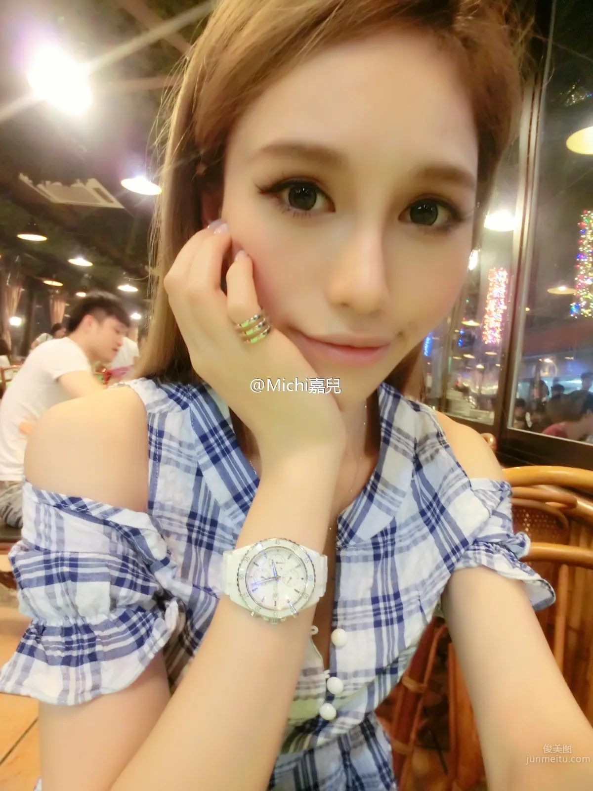 Michi_Ho(何嘉兒)- 微博私房照 17