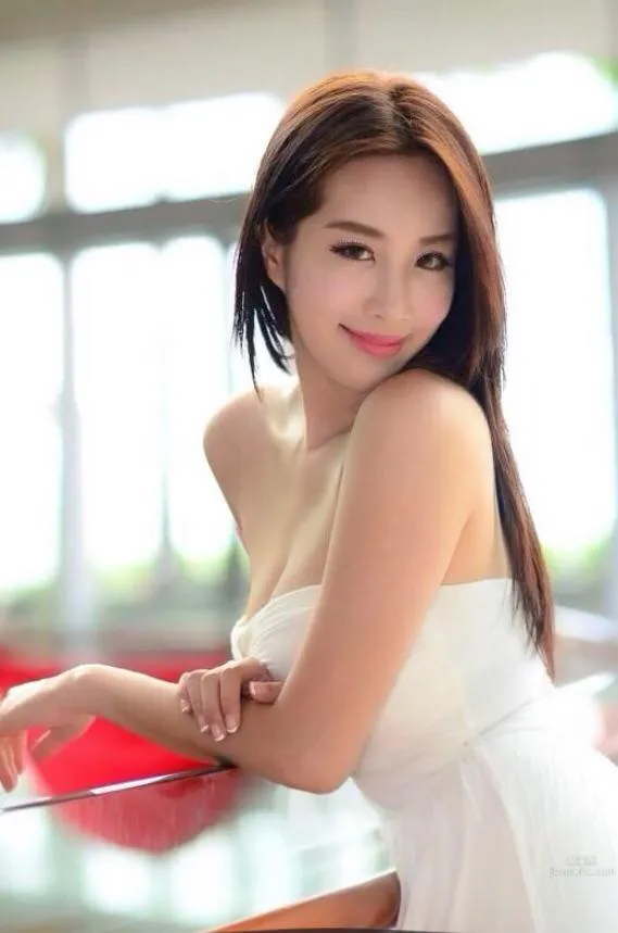 Talcy Shasha, Beauty Magazine F-Cup Killer Body photo 8