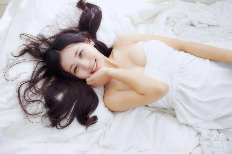 Ou Peishan, Facebook Private Shoot photo 3