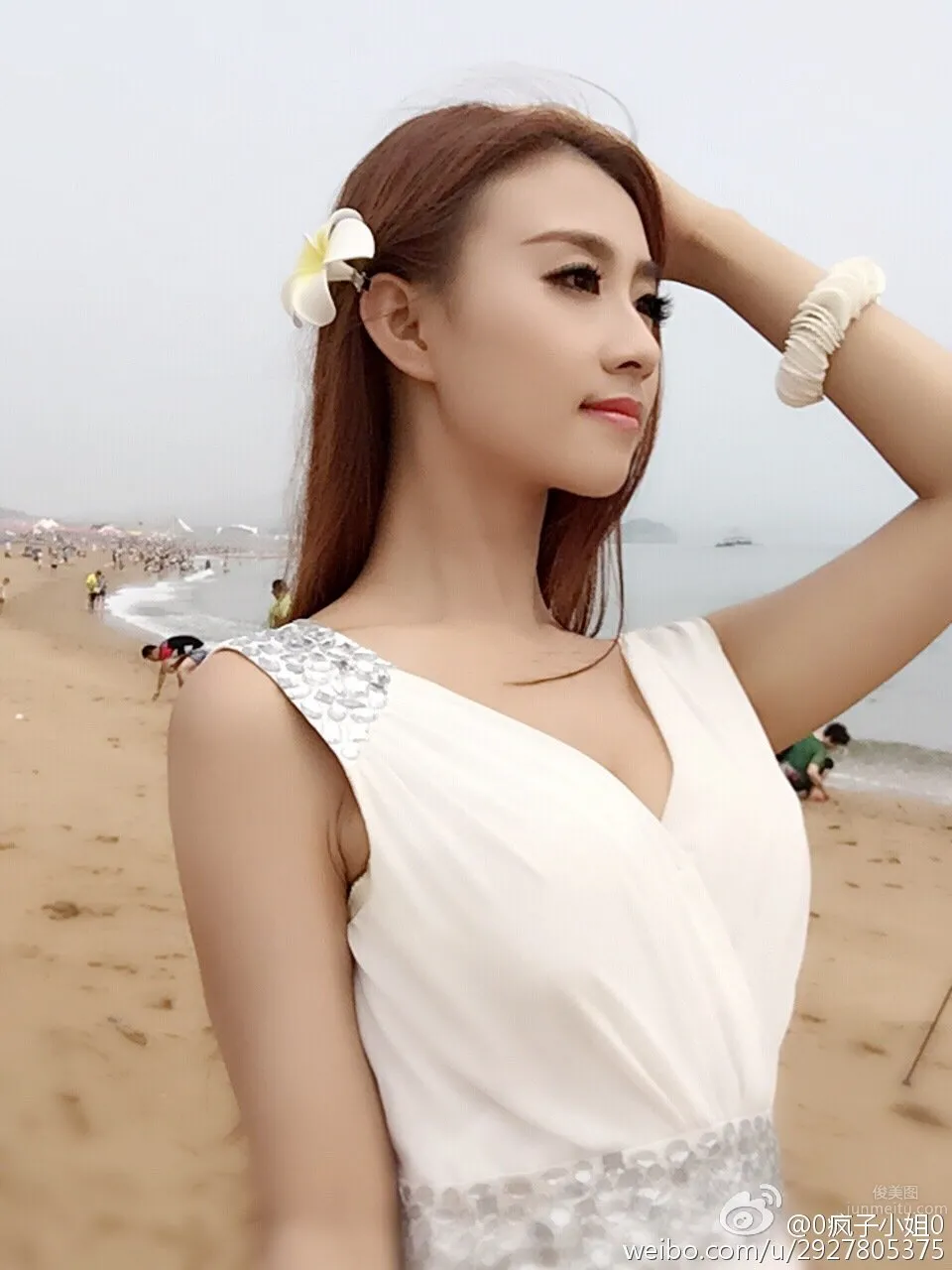 0瘋子小姐0- 微博養眼私房照 8