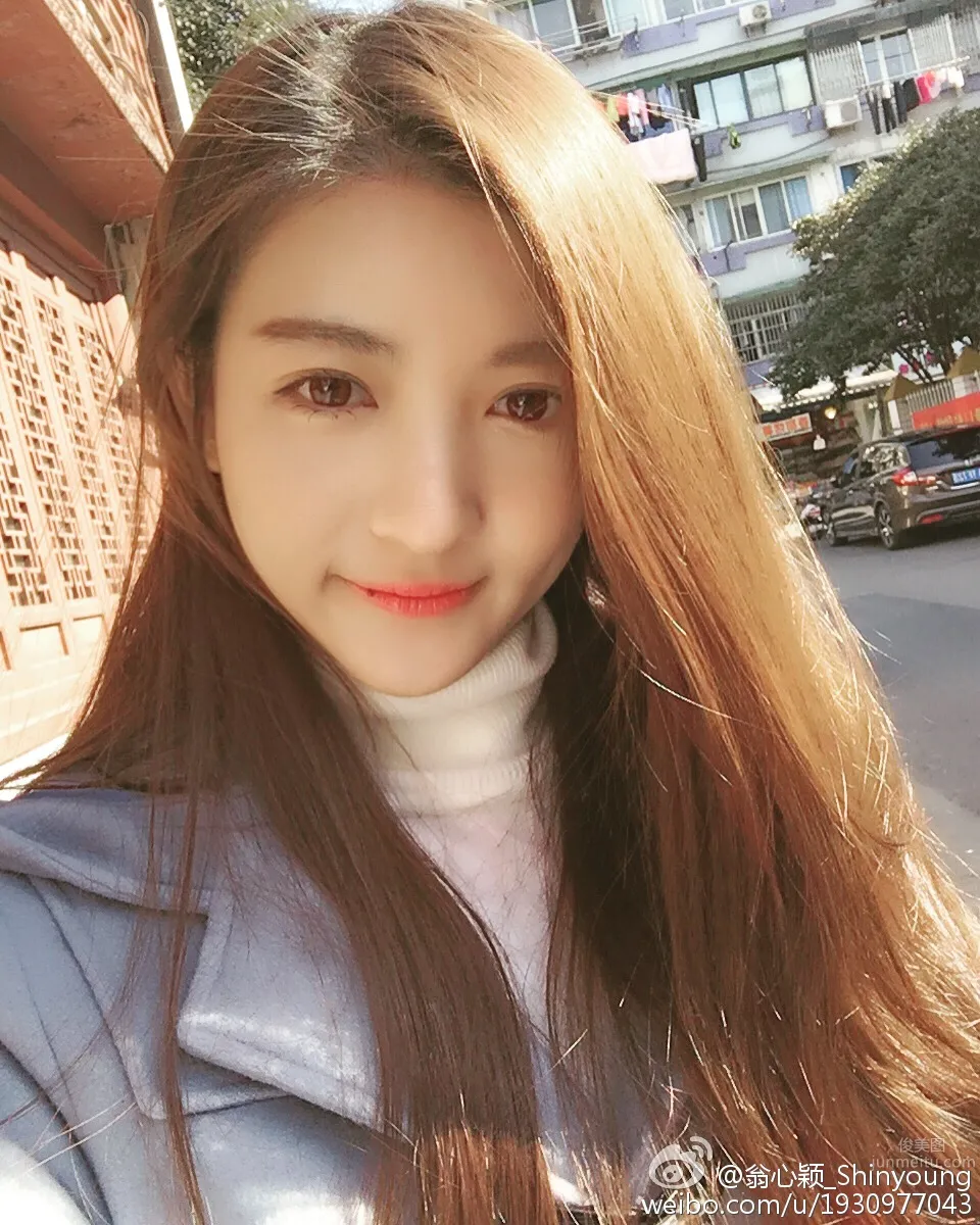 翁心颖Shinyoung- 传媒校花灵气私房照_0