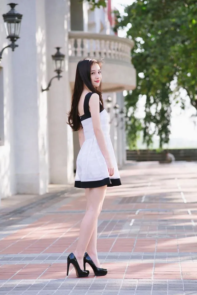 越南奶茶妹(Vũ Phương Anh)- 极品气质清新脱俗写真_7